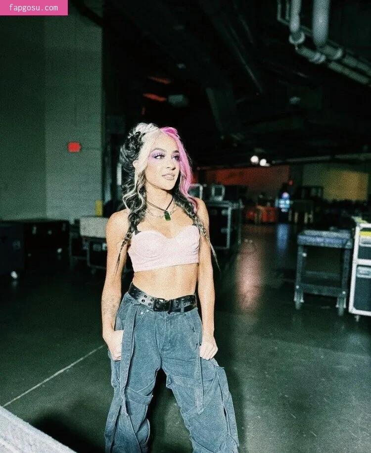 Dakota Kai