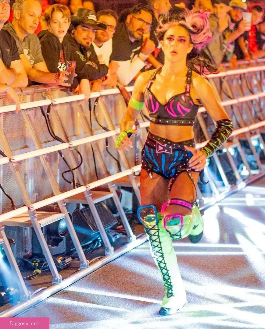 Dakota Kai