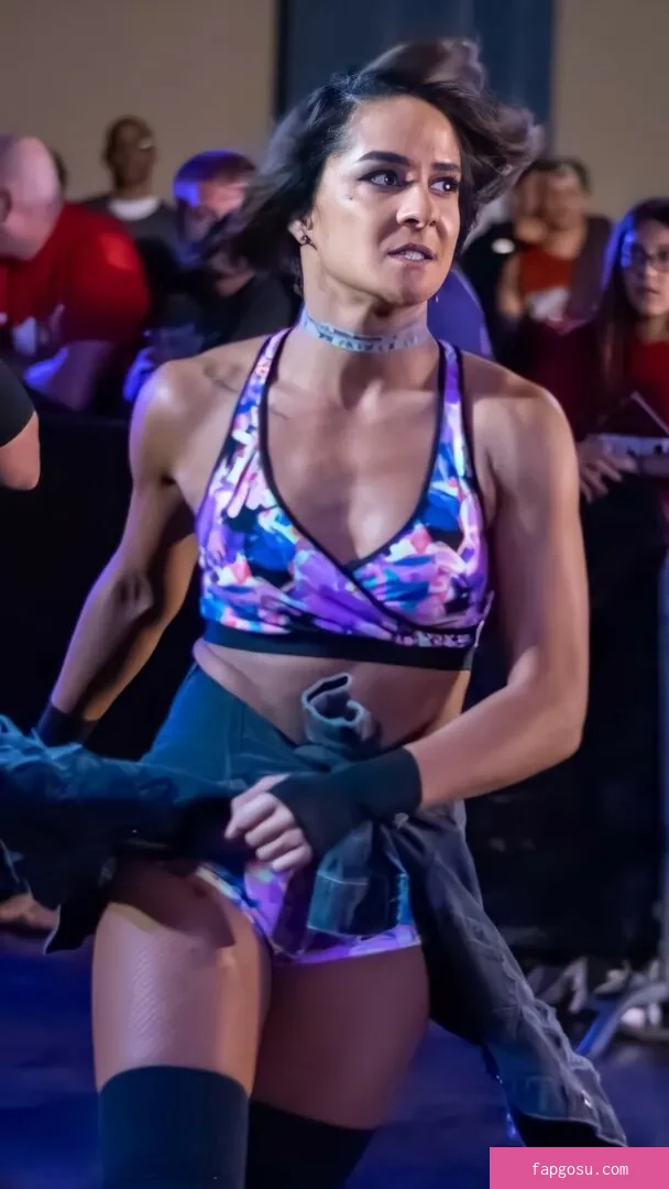 Dakota Kai