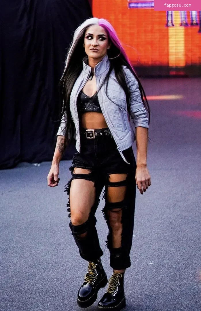 Dakota Kai