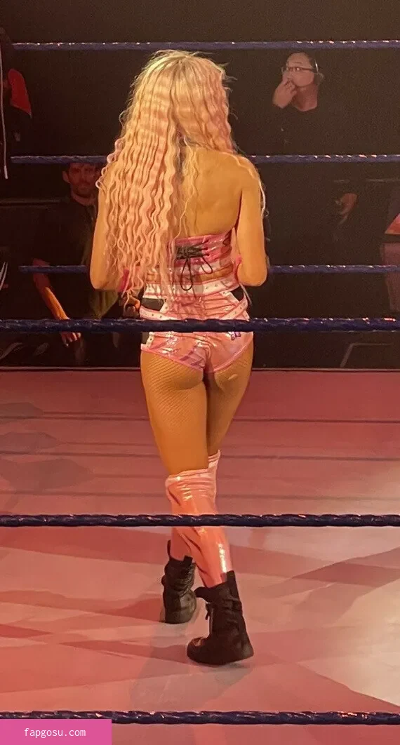 Dakota Kai
