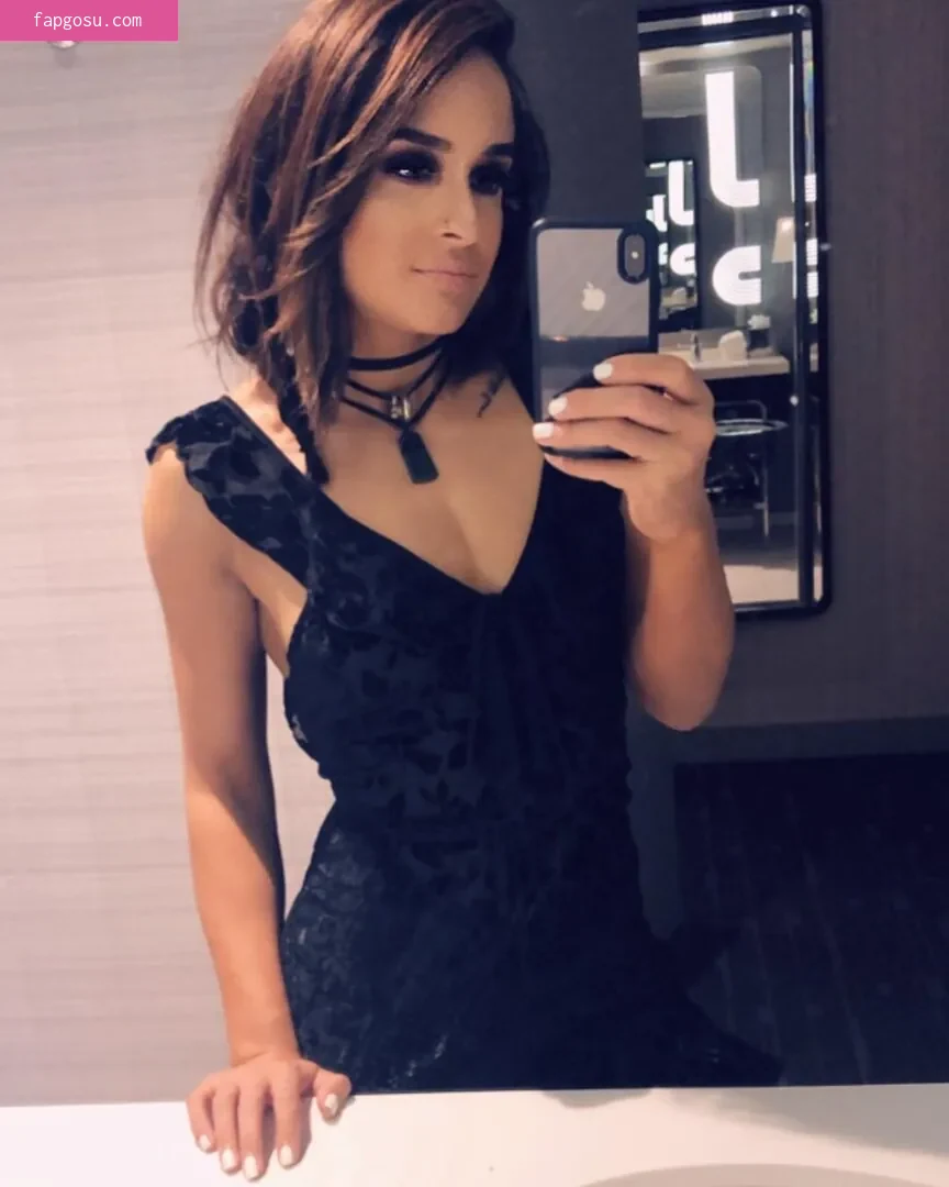 Dakota Kai