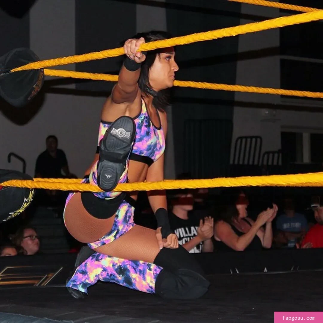 Dakota Kai