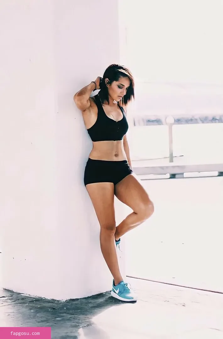 Dakota Kai