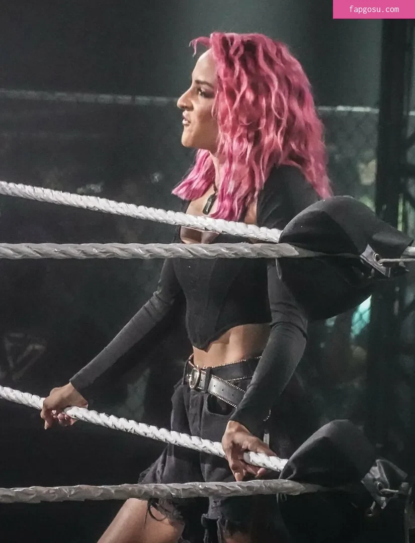 Dakota Kai