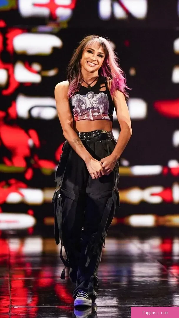 Dakota Kai