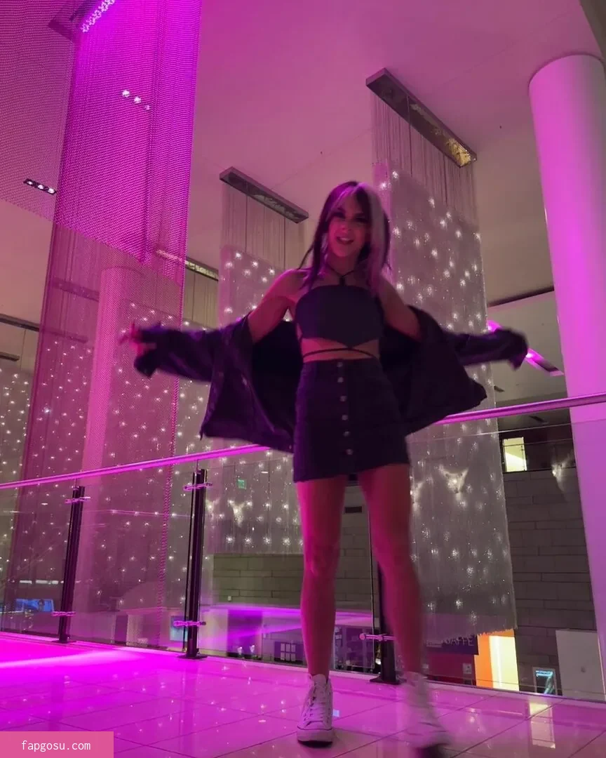 Dakota Kai