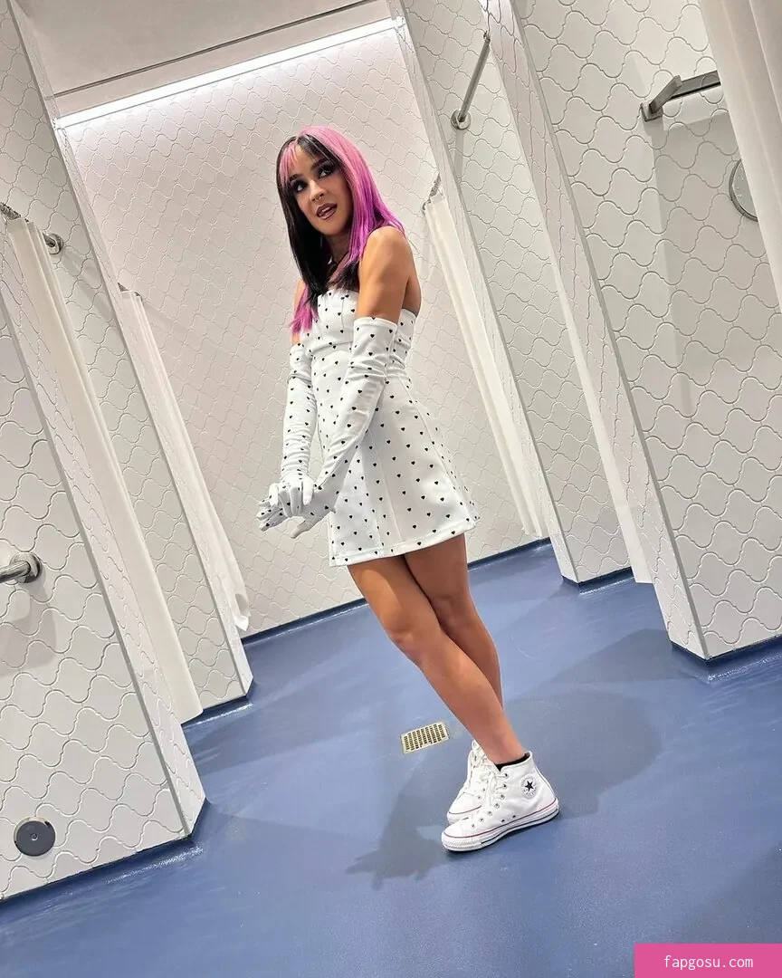 Dakota Kai
