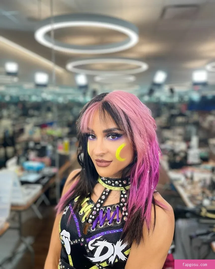 Dakota Kai