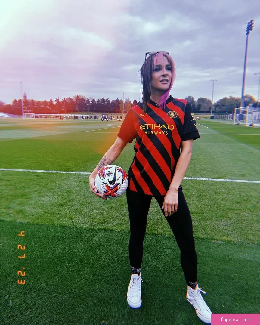 Dakota Kai