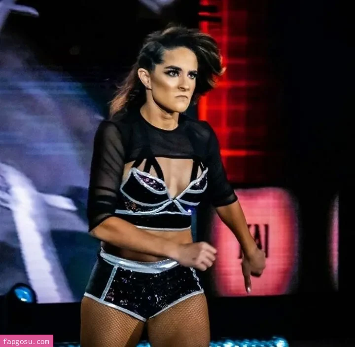Dakota Kai