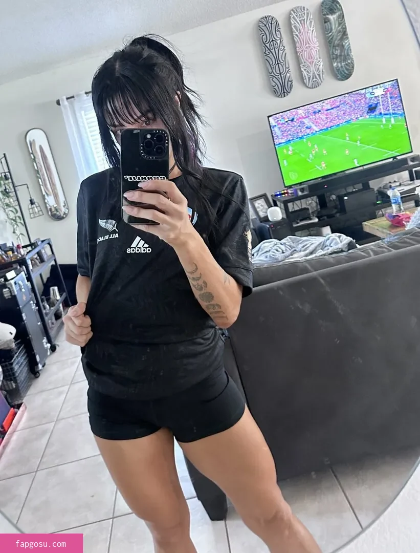 Dakota Kai