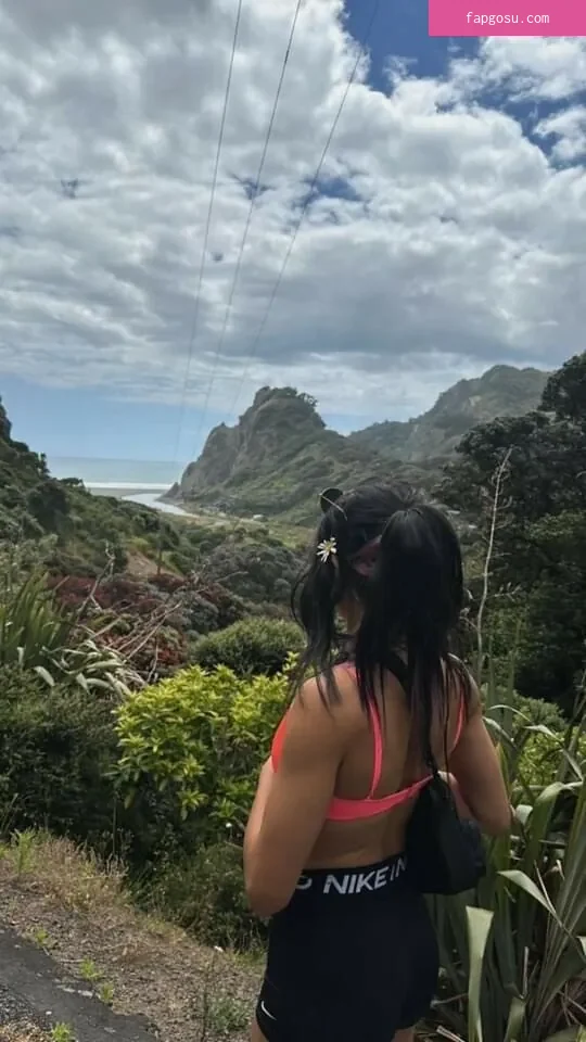 Dakota Kai