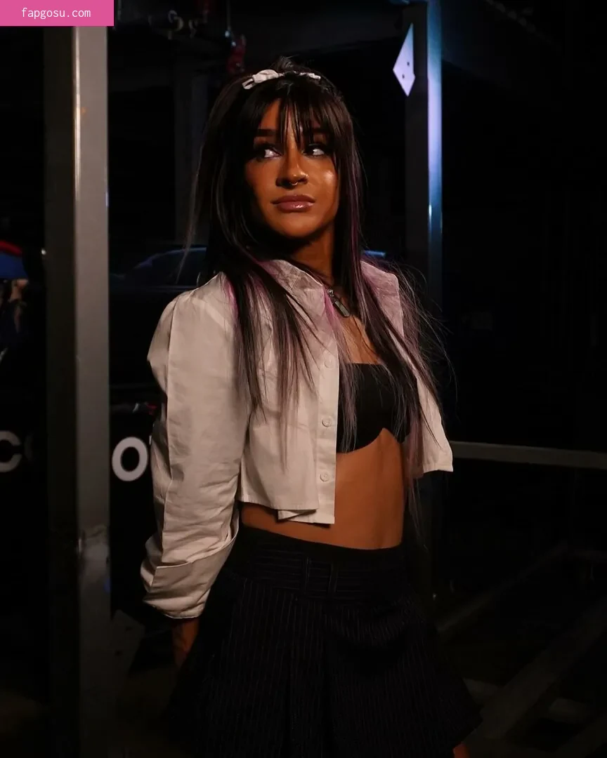 Dakota Kai