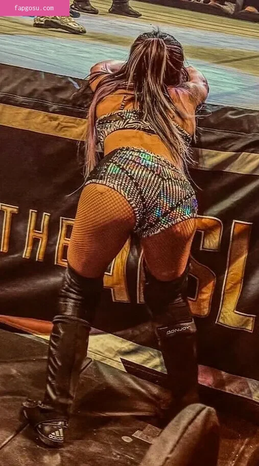 Dakota Kai