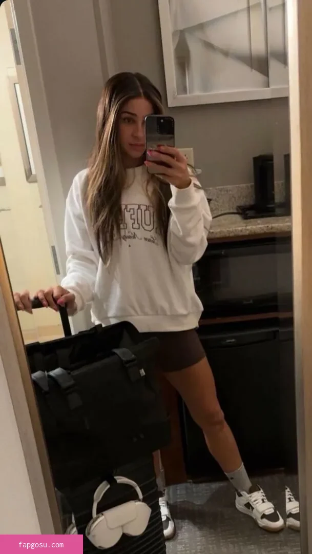 Dakota Kai