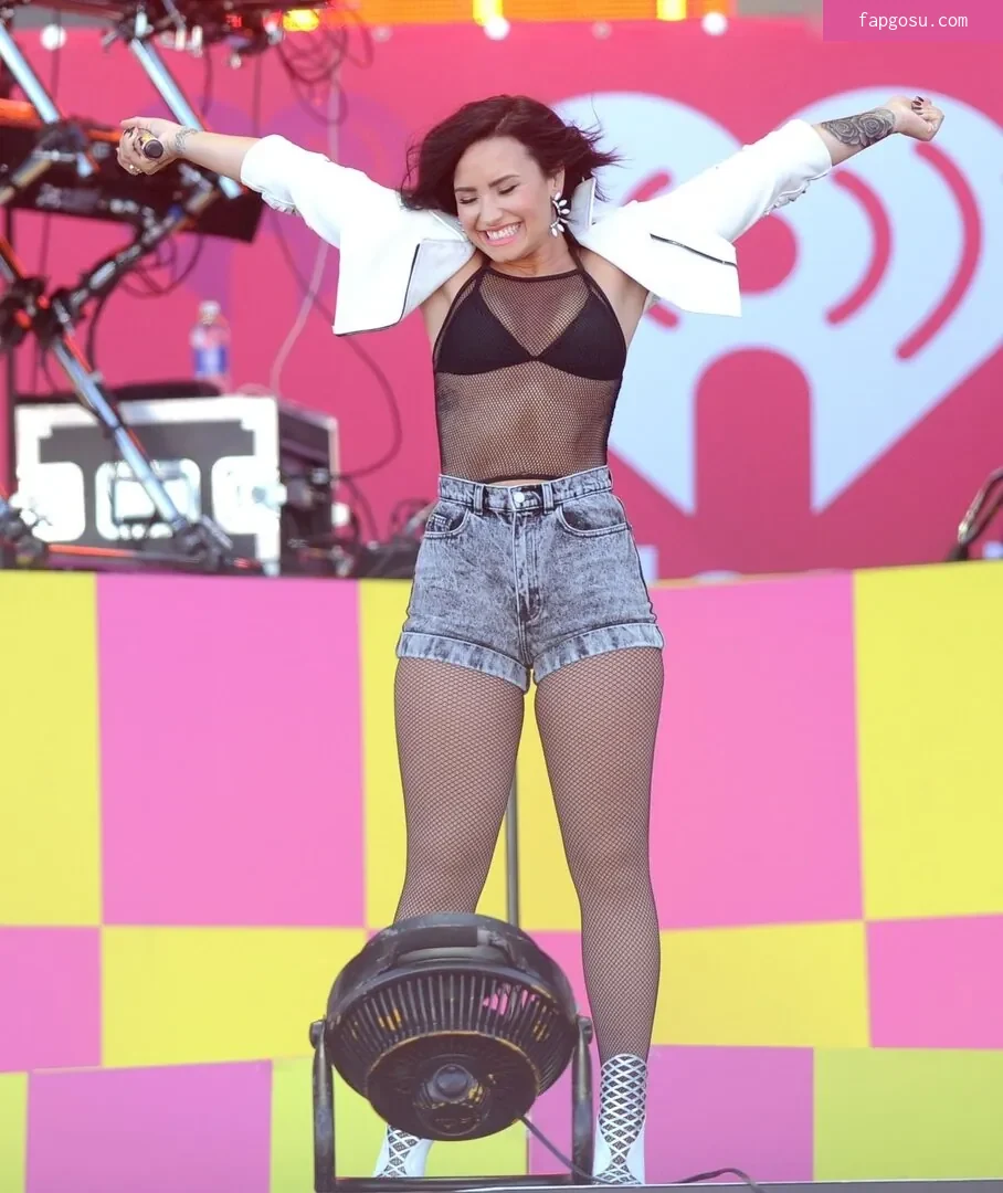 Demi Lovato