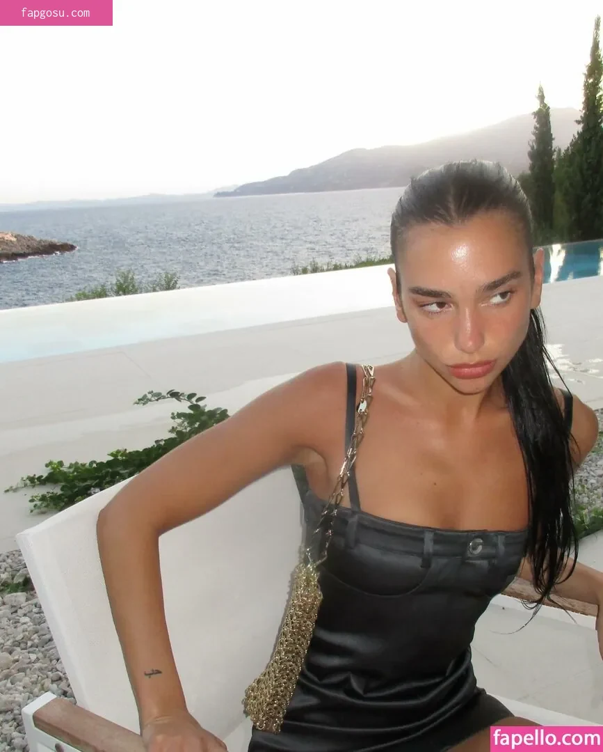 Dua Lipa