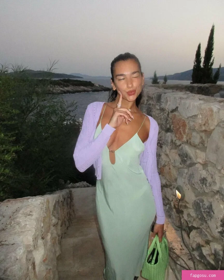 Dua Lipa