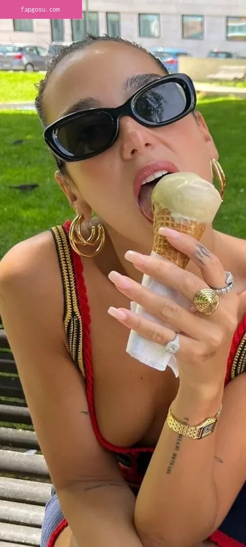 Dua Lipa