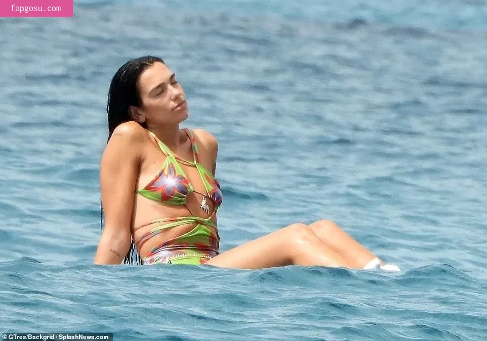 Dua Lipa