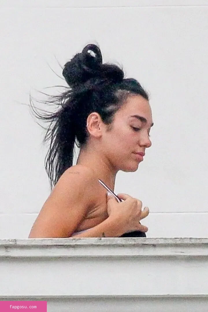 Dua Lipa
