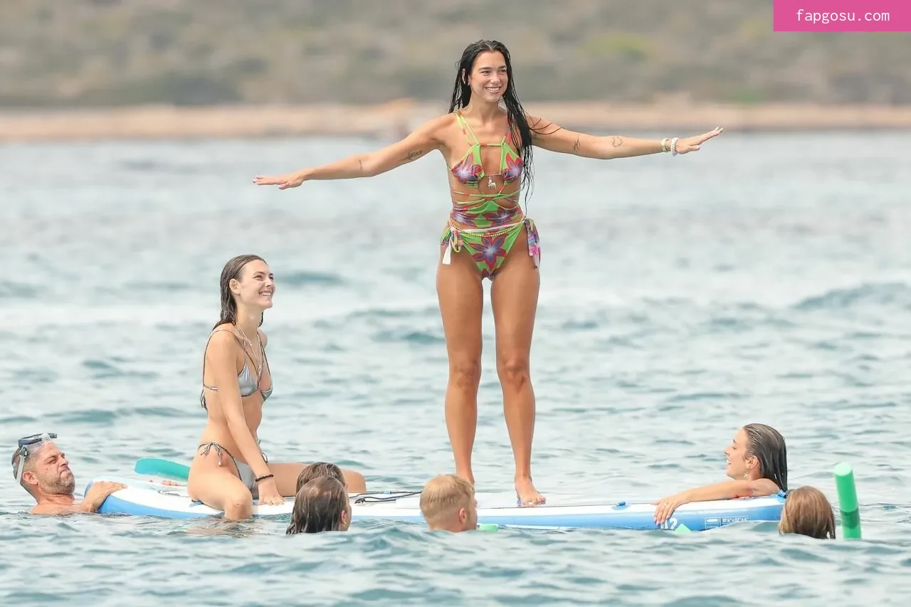 Dua Lipa