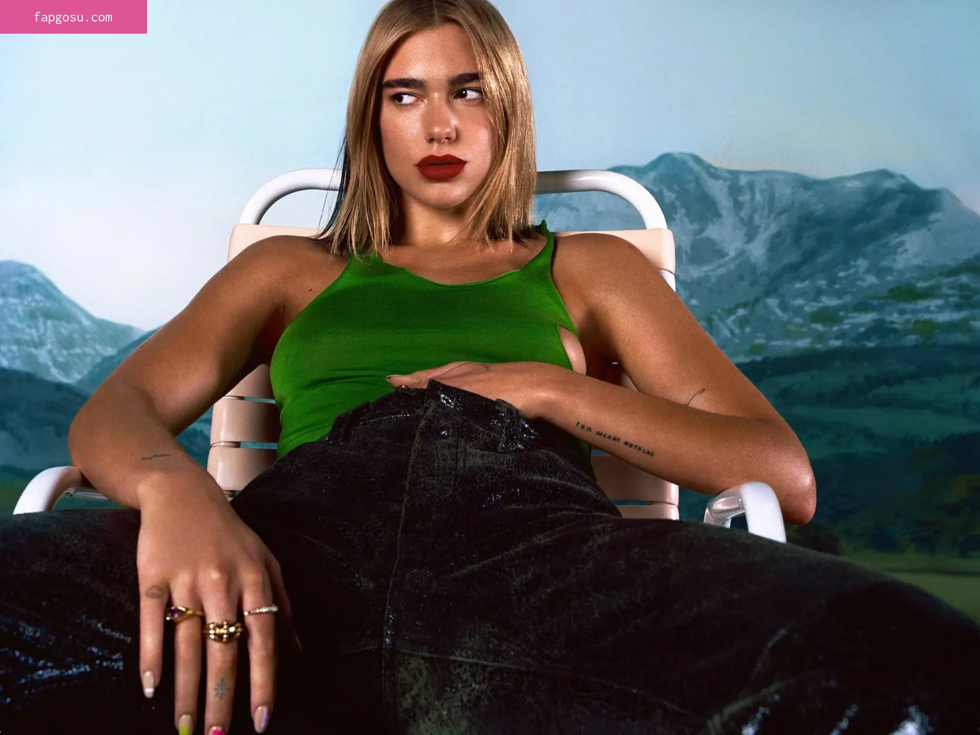 Dua Lipa