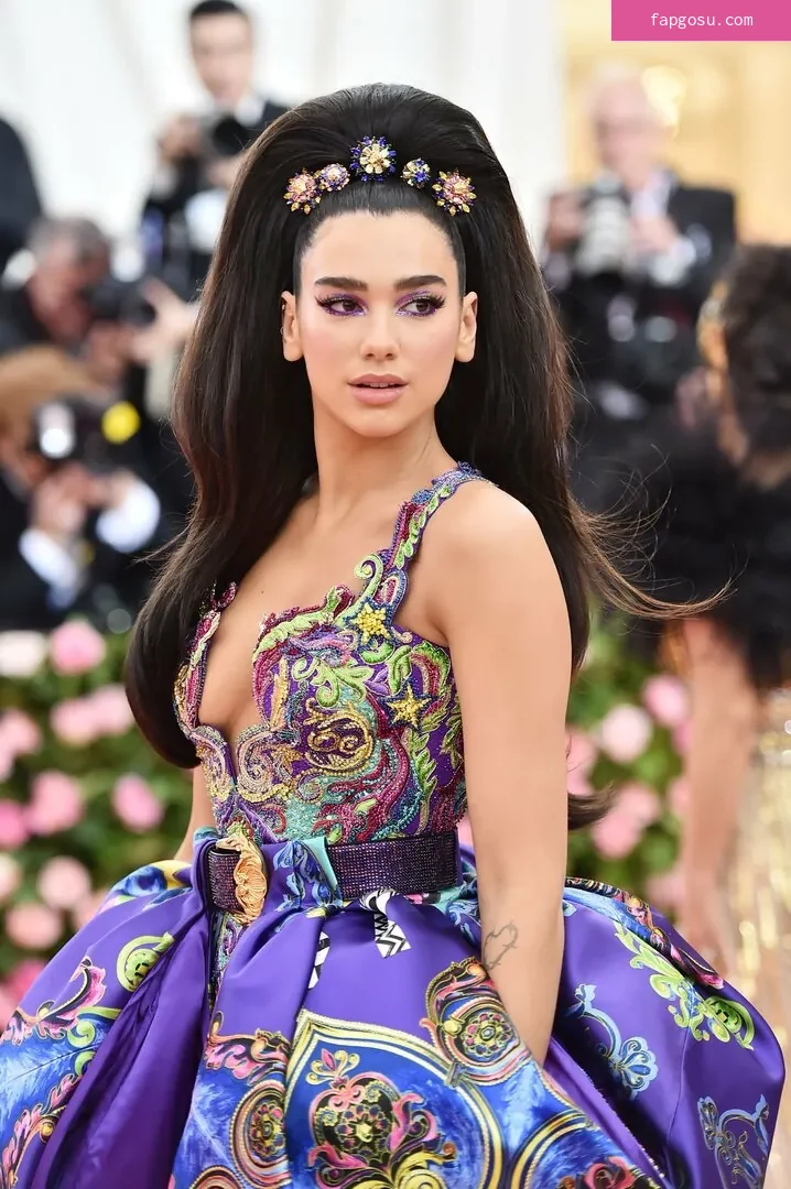 Dua Lipa