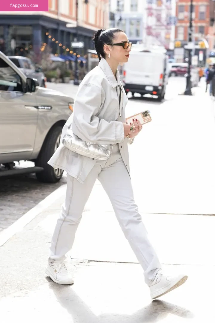 Dua Lipa
