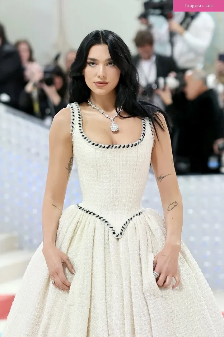 Dua Lipa