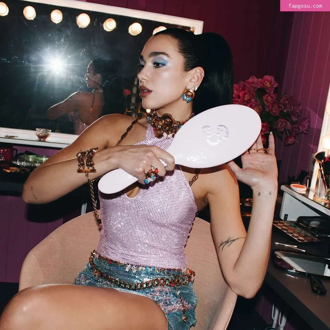 Dua Lipa