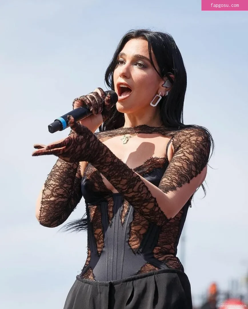 Dua Lipa