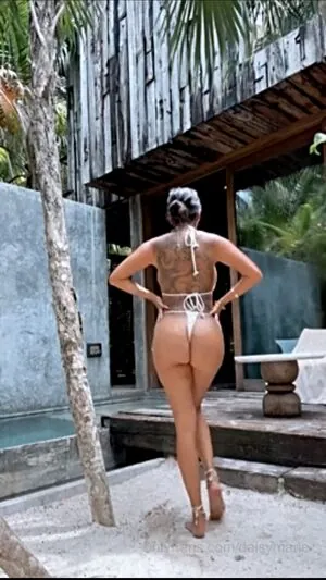Daisy Marie