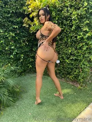Daisy Marie