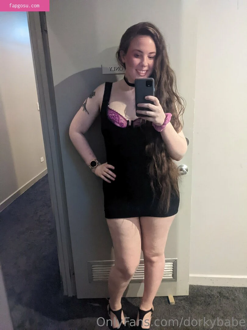 dorkybabe