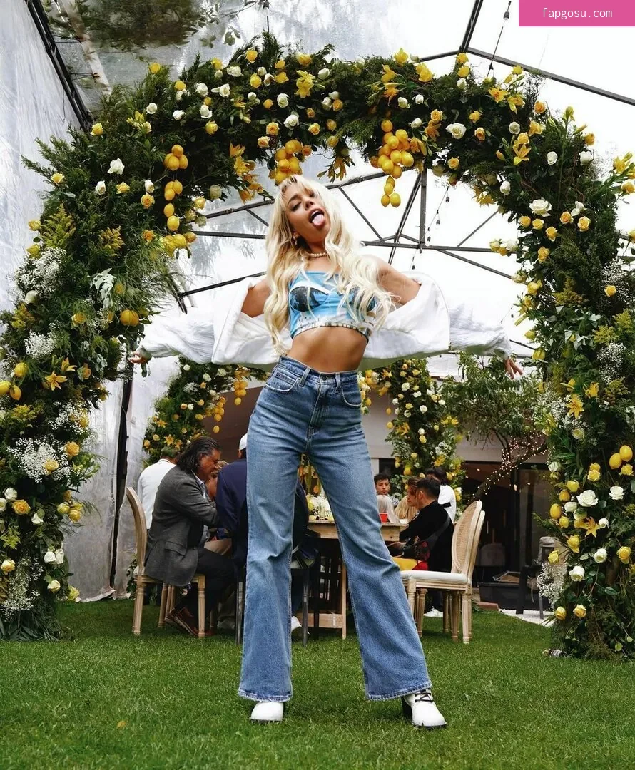 Danna Paola