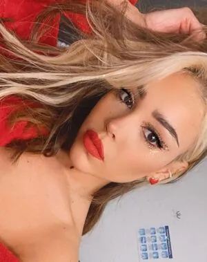 Danna Paola