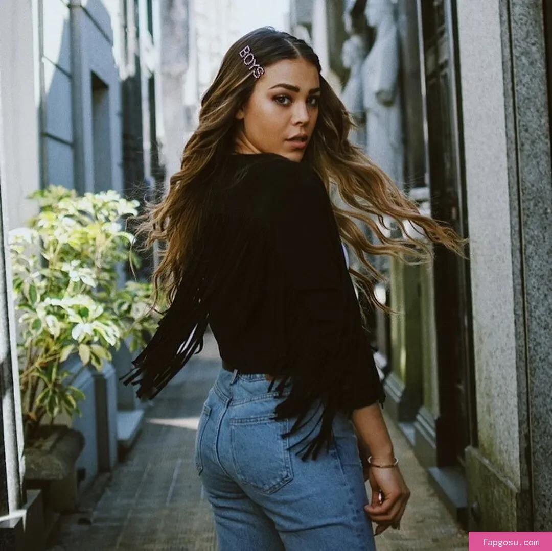 Danna Paola