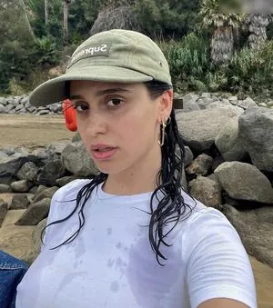 Dina Ratner content