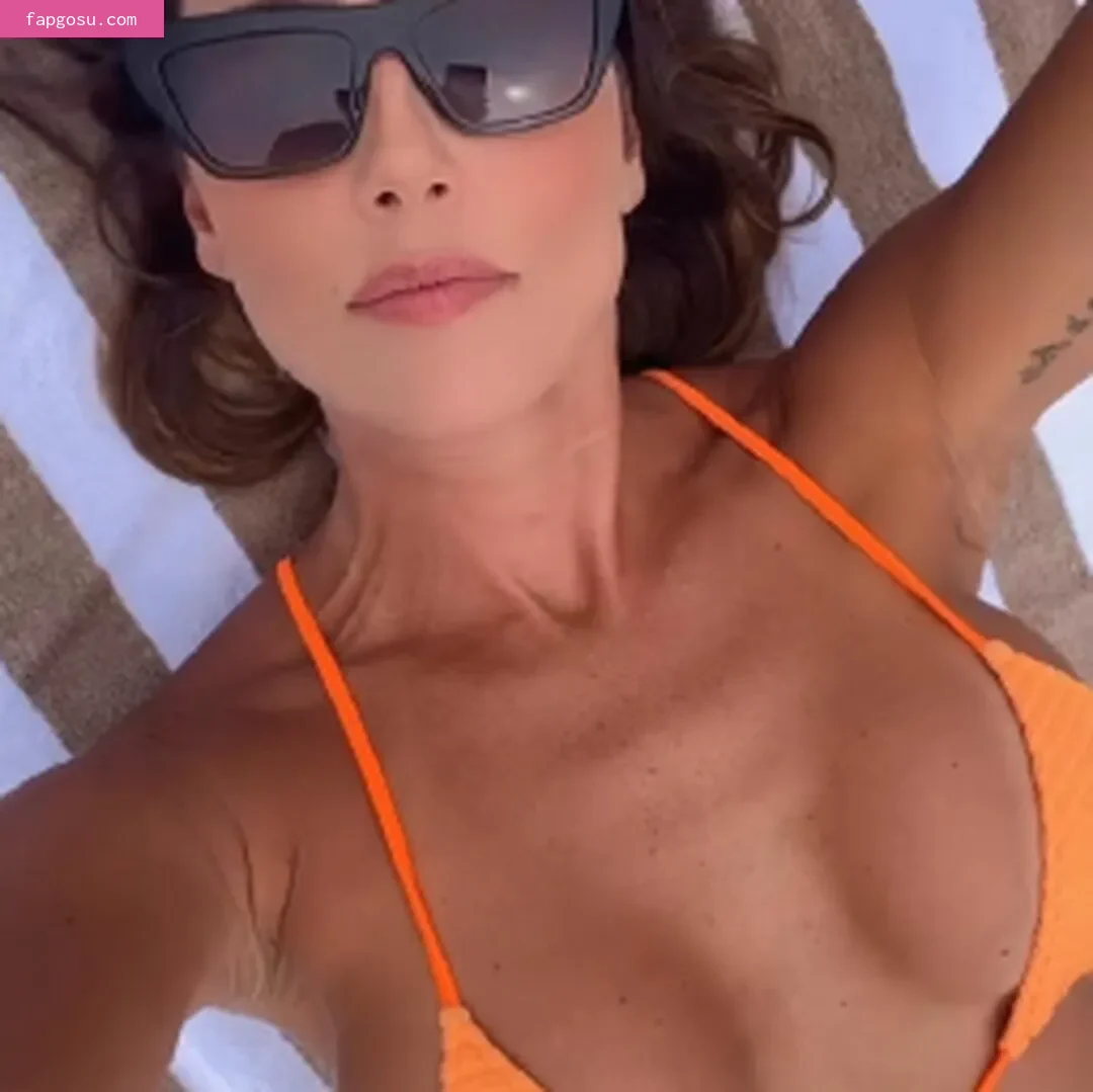 Deborah Secco
