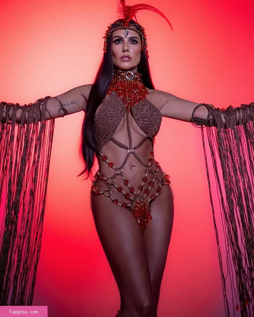Deborah Secco