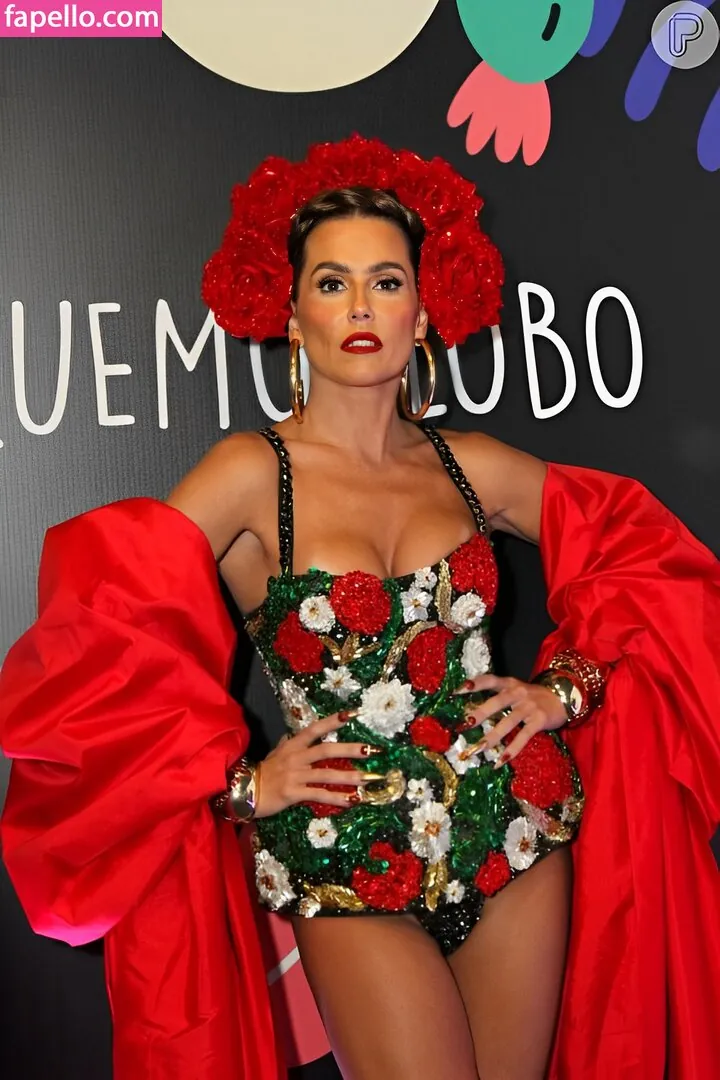 Deborah Secco