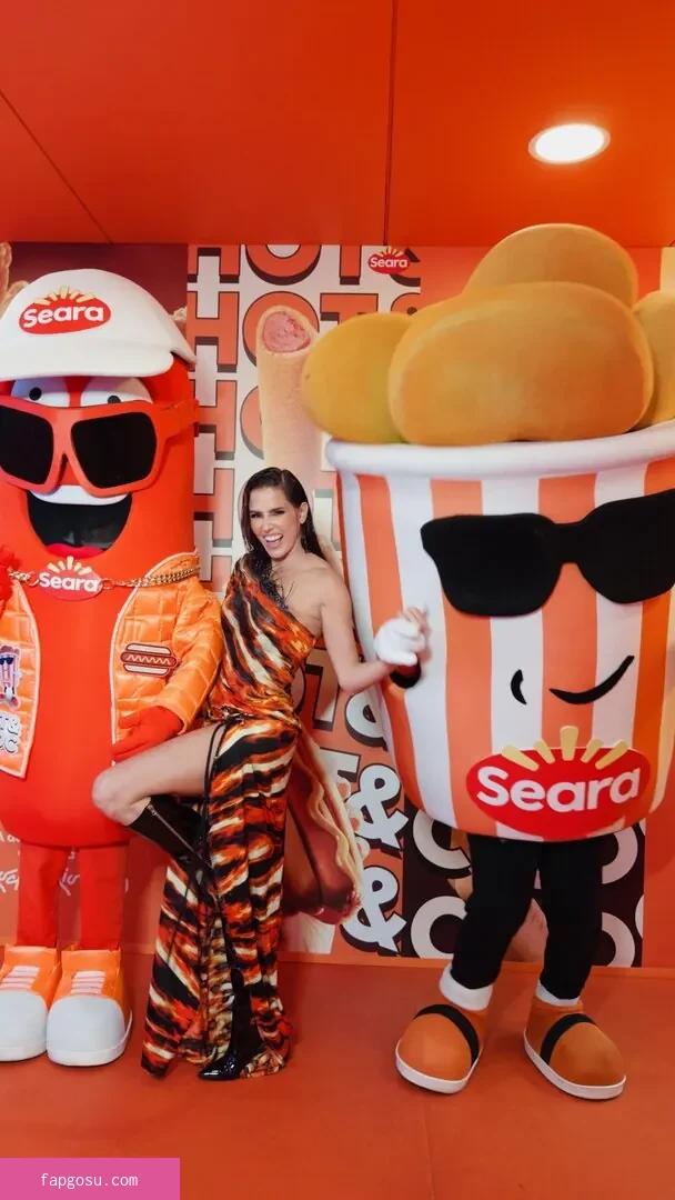 Deborah Secco