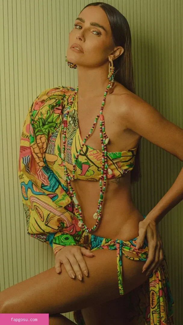 Deborah Secco