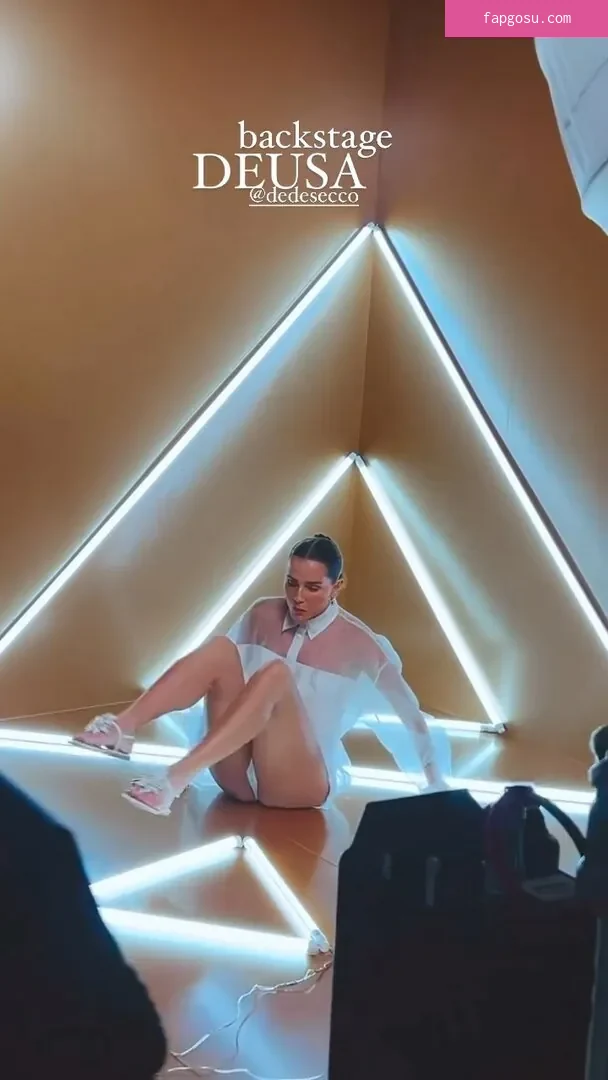 Deborah Secco