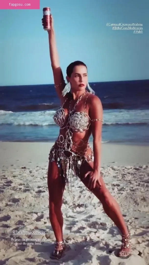 Deborah Secco