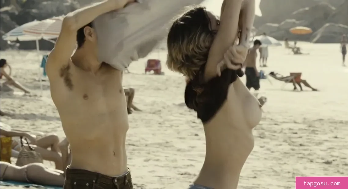 Deborah Secco