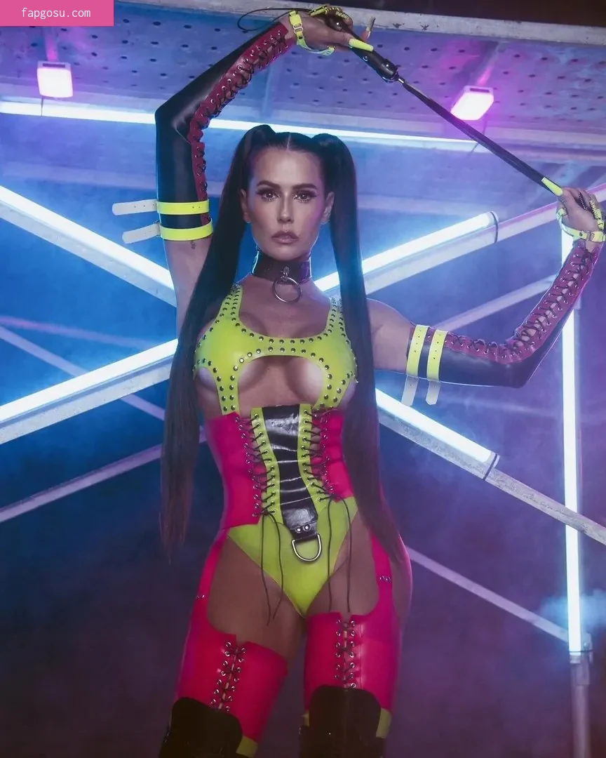 Deborah Secco