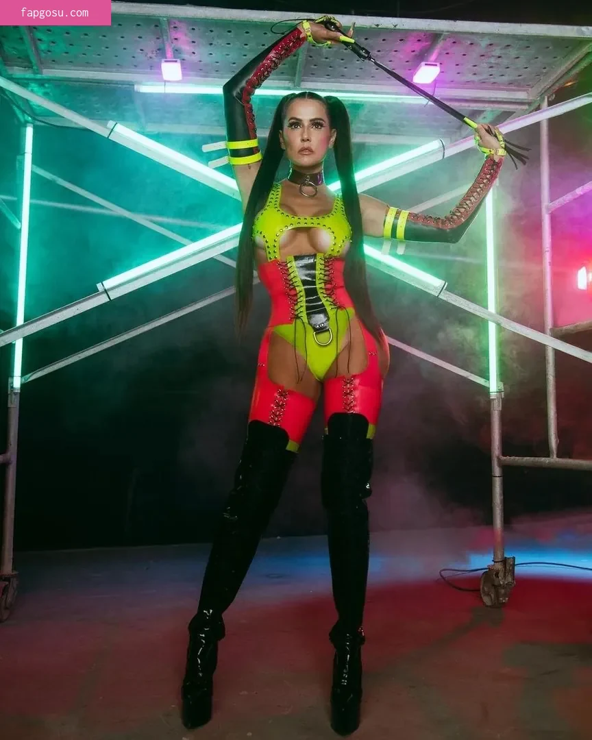 Deborah Secco